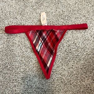 NWT Victoria’s Secret Low-Rise V-String Plaid